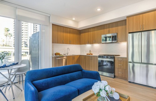 Cortez Hill Condo | Rooftop Pool + Spa + Sky Lounge | Little Italy + Bay Views | Ancora by AvantStay
