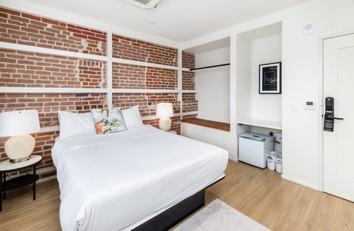 Townsite Hotel | Room 205 | The Brick Boutique Hotel