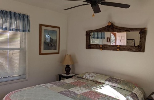 Pinehurst House | Room #3 at the Apple Place
