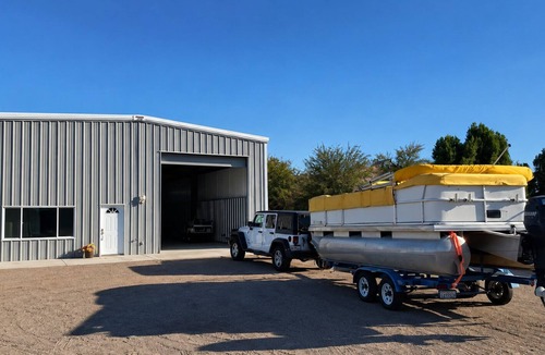 Mohave Valley House | RV/Boater’s dream 2-bedroom barndominium w/AC and WiFi in lovely Mohave Valley