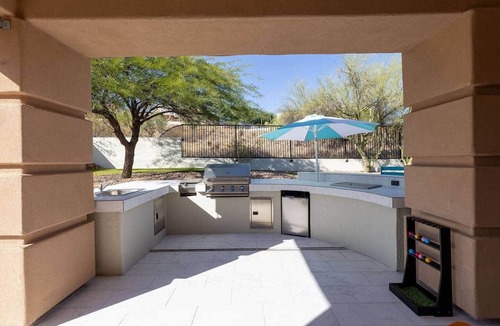 Fountain Hills House | Saguaro Vista Retreat 5 bedroom 4 bath with pool