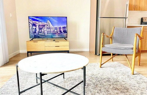 East Village Apartment | San Diego Skyline - Downtown Apartment