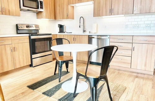 East Village Apartment | San Diego Skyline - Downtown Apartment