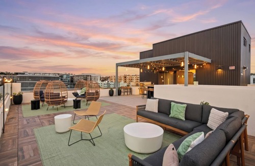 East Village Apartment | San Diego Skyline - Downtown Apartment