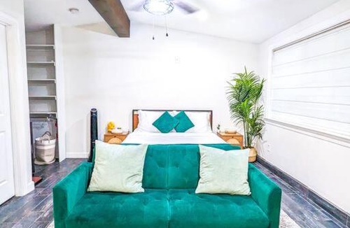 East San Jose House | San Jose Studio Near PayPal Park EV & BBQ