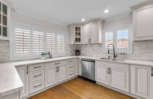 Northwest San Pedro House | San Pedro 5BR | Pool + Hot Tub + Views | C&C