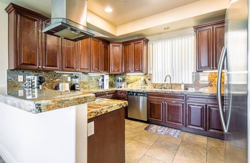 Leucadia House | Sandy Feet Retreat, 4 bed home close to beach