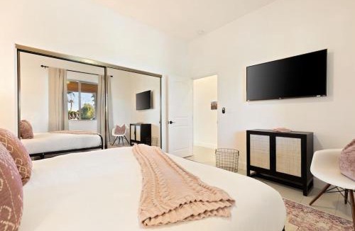 Indio House | Santal Estate - Play, Relax, Walk to the Festivals