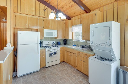 Pine Mountain Club Cabin | Scenic Cabin: Pine Mountain Club Community!