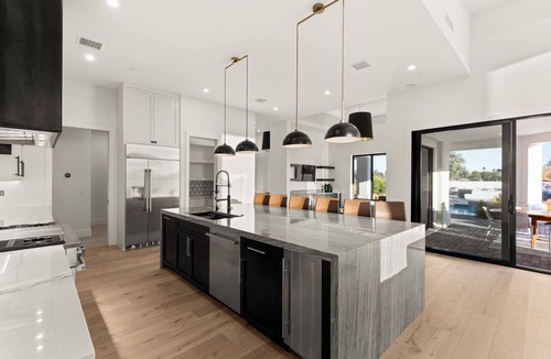 Central Scottsdale House | Scottsdale Desert Oasis with Pool, Spa, Billiards & Backyard Games Retreat
