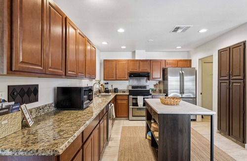 Central Scottsdale House | Scottsdale Retreat w/Pool, Hot Tub & 2 Master Suites Near Old Town