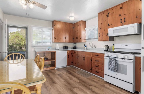 Westside Santa Cruz House | Sea Cliff Vista – Iconic West Cliff Walk!