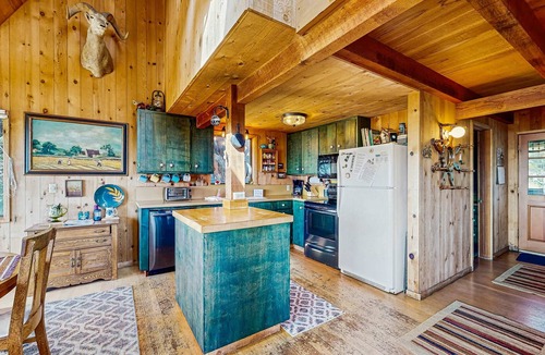 Sea Ranch House | Sea Ranch 3BR Phil Bradley blufftop home — dogs welcome