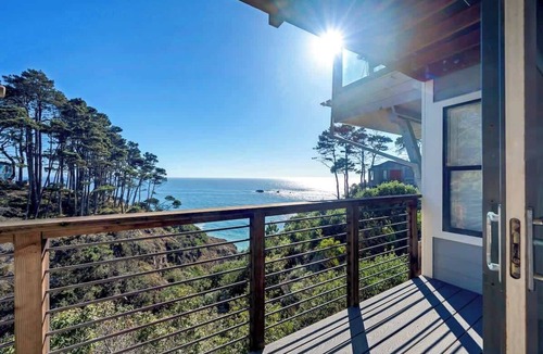 Gualala House | Seaflower Cove: Spacious 4bd Oceanfront Retreat