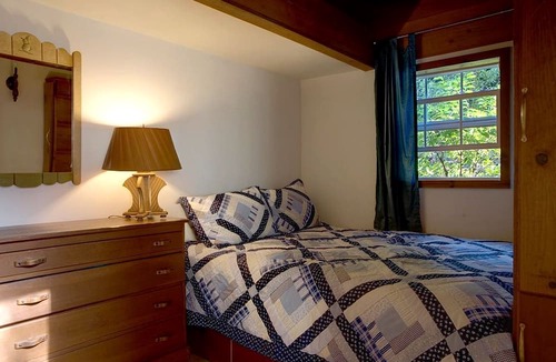 Cazadero Cottage | Secluded and Modern Cottage with a Fire Pit in Cazadero, California