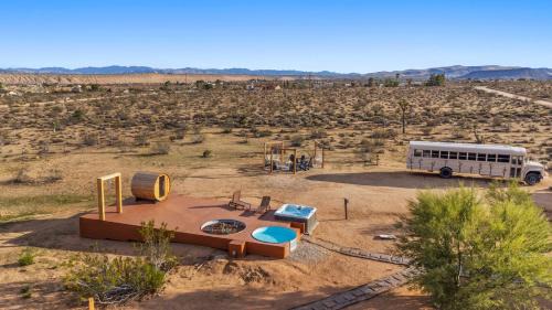 Yucca Valley House | Secluded JTPoolHot TubSaunaGame RoomStars