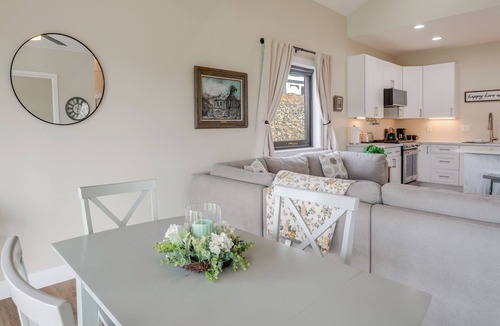 Dewey-Humboldt House | Secluded Mtn-View Dewey Home w/Outdoor Oasis