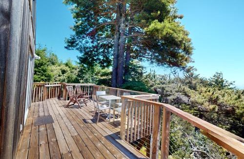 Gualala House | Secluded Ocean-View Retreat: Coastal Gualala Home