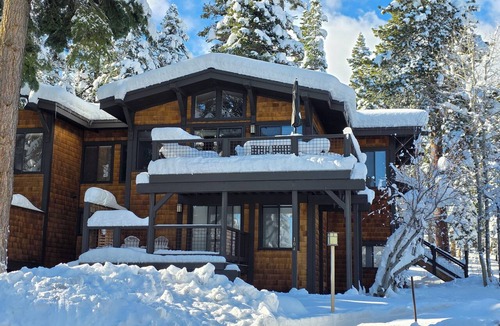 Tahoe City Condo | Serene Forest-Side Retreat: Large 3BR Rocky Ridge Condo Near Tahoe City