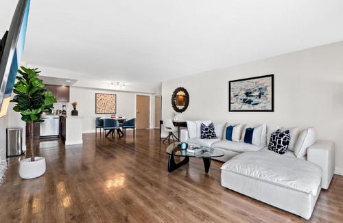 Marina del Rey Apartment | Serenity Over the Sails - A 2-Bedroom Escape w Stunning Marina Views
