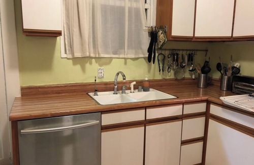 Central Richmond Apartment | SF apt-walk to Golden Gate Park-Free parking!