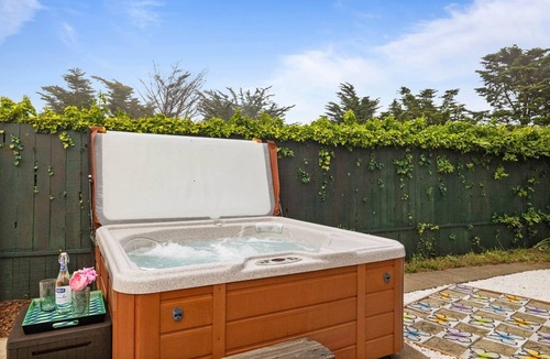 Westlake House | SF Coast Work/Play/Hike + HotTub