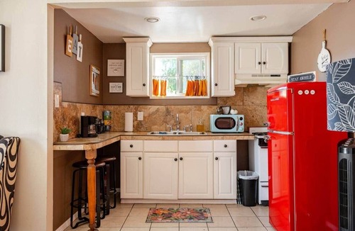 Leimert Park House | Sheek and Shabby In L.A.