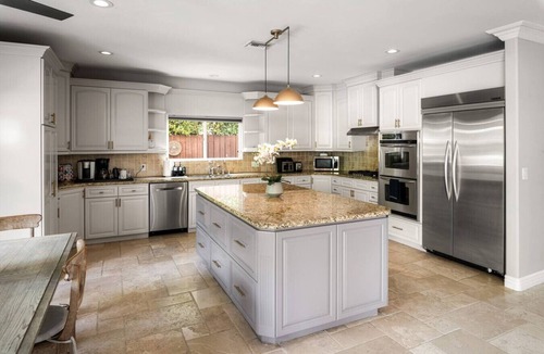 Sherman Oaks House | Sherman Oaks Home w/Pool, Spa & Outdoor Kitchen