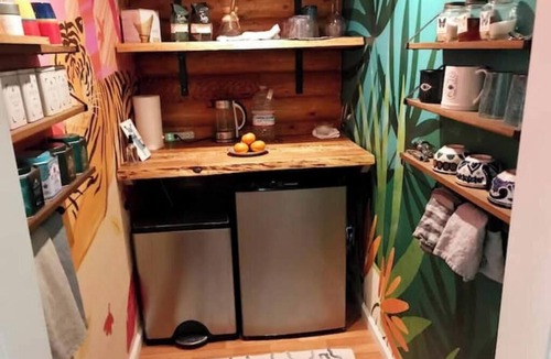 Yosemite Lakes Cabin | Sierra Blue Zone, artist oasis under the starsnPet Friendly!