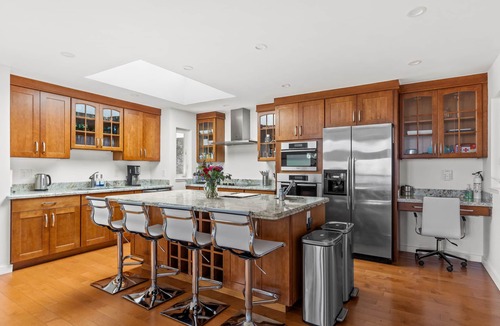 Saratoga House | Silicon Valley Executive Retreat with Stunning Views