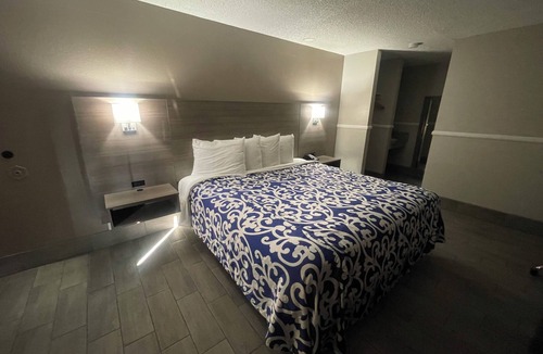 San Bernardino Hotel | SimpleStay Suites - San Bernardino
