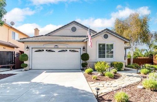 Temecula House | Single story with Panoramic View