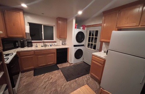 Bijou Pines Cabin | Ski Lease 2025: 3 bedroom Bijou Cabin