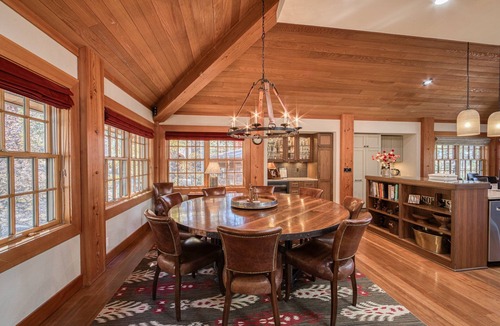 Truckee House | Skidder - Luxury 3500 sqft - Northstar 4+BR w Game Room, Private Hot Tub Sauna, & HOA Amenities
