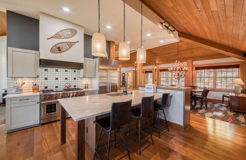 Truckee House | Skidder - Luxury 3500 sqft - Northstar 4+BR w Game Room, Private Hot Tub Sauna, & HOA Amenities