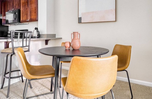 Morse Park Apartment | Sleek Sunnyvale 1BR w/ Gym, W/D & Lounge, walk to Google, by Blueground