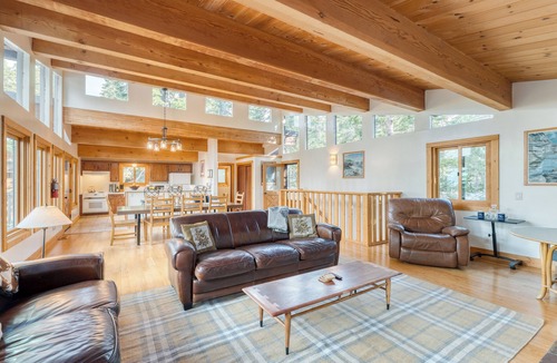Tahoma House | Sleeps 20, 2 Homes Near Ski Resort | Beach + Lake Access, Pool | Homewood