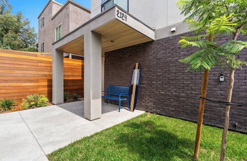Point Loma Heights House | Sleeps 26 | 2 Homes, Steps from Sunset Cliffs, Ocean Beach & Dining