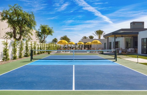 La Quinta House | Sleeps 34 | 2 Villas, Pool, Pickleball + Bocce | Polo Villas Elara by AvantStay