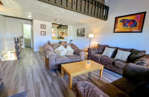 Big Bear Lake House | Snow Summit Townhouse 23