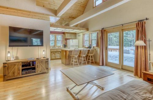 Truckee Ski Chalet | Snowpeak Chalet in Tahoe Donner