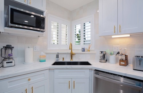 Midway City House | Socal Family Retreat 5BR Villa Near Disneyland and OC Gems