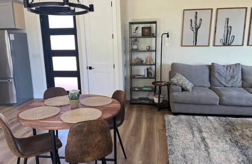 Phoenix House | Sonoran Ridge Retreat One Bedroom Home Sleeps Four, Sauna, Fire pit, Spa like