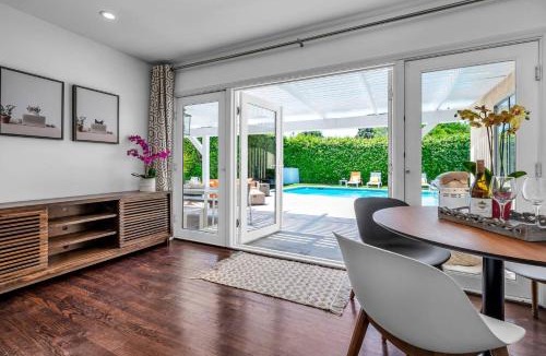 Van Nuys House | Sophia's Pool Oasis