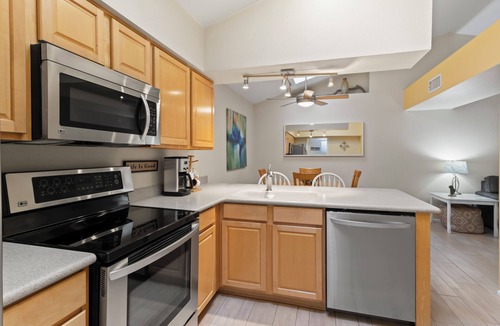 Desert Foothills Estates House | South Mountain Home in a Quiet Area - Trail Access Close🏜🏌️‍♀️-⛳️ - Summer Specials