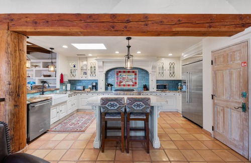 Palm Desert House | South Palm Desert, Gorgeous Yard, Pool, Built-in BBQ