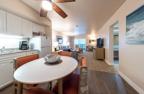 Townsite Condo | Southern California Beach Club