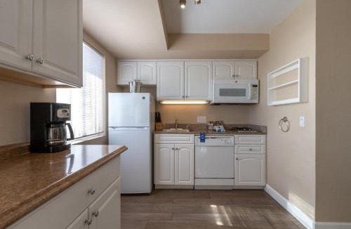 Townsite Resort | Southern California Beach Club