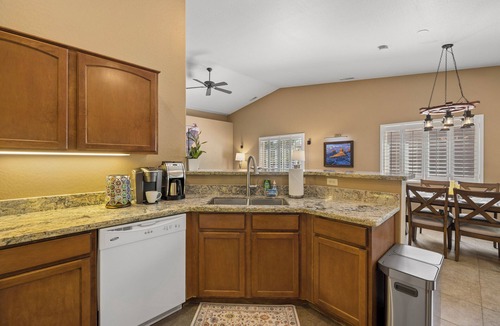 Granville House | Southwest Serenity in PV - Stylish 3BD 2 BA - Dog Friendly