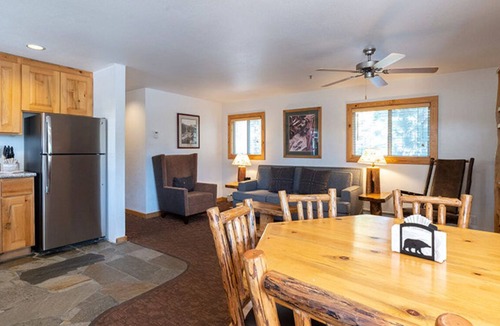 Tahoya Shores Apartment | Spacious 2 BR | Red Wolf Lakeside Lodge